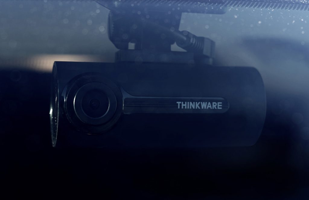 Thinkware Q200 Front & Rear